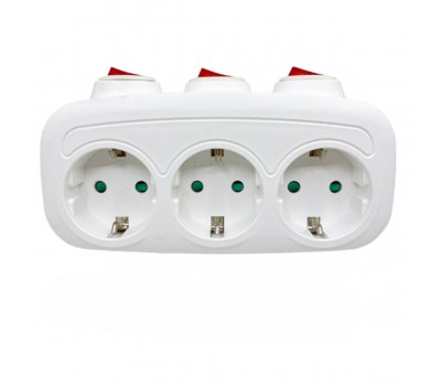 Enchufe triple con interruptor Individual 