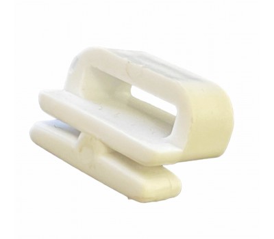 Fijación ajustable para nido o bañera para aves